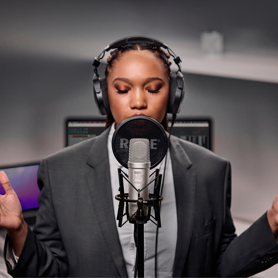 Rode NT1 GEN5 condenser microphone, lifestyle with vocalist recording