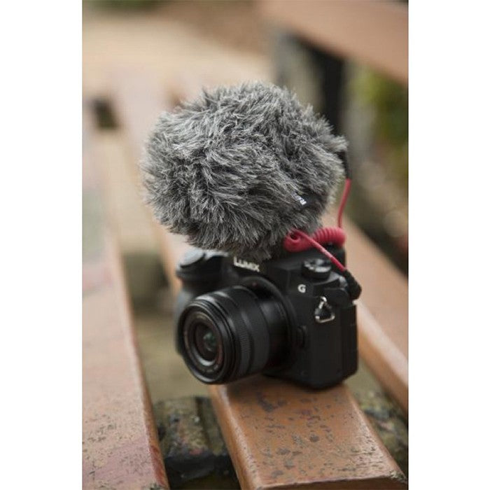 Rode WS9 microphone windscreen in black, designed to reduce wind noise for clear audio recording.