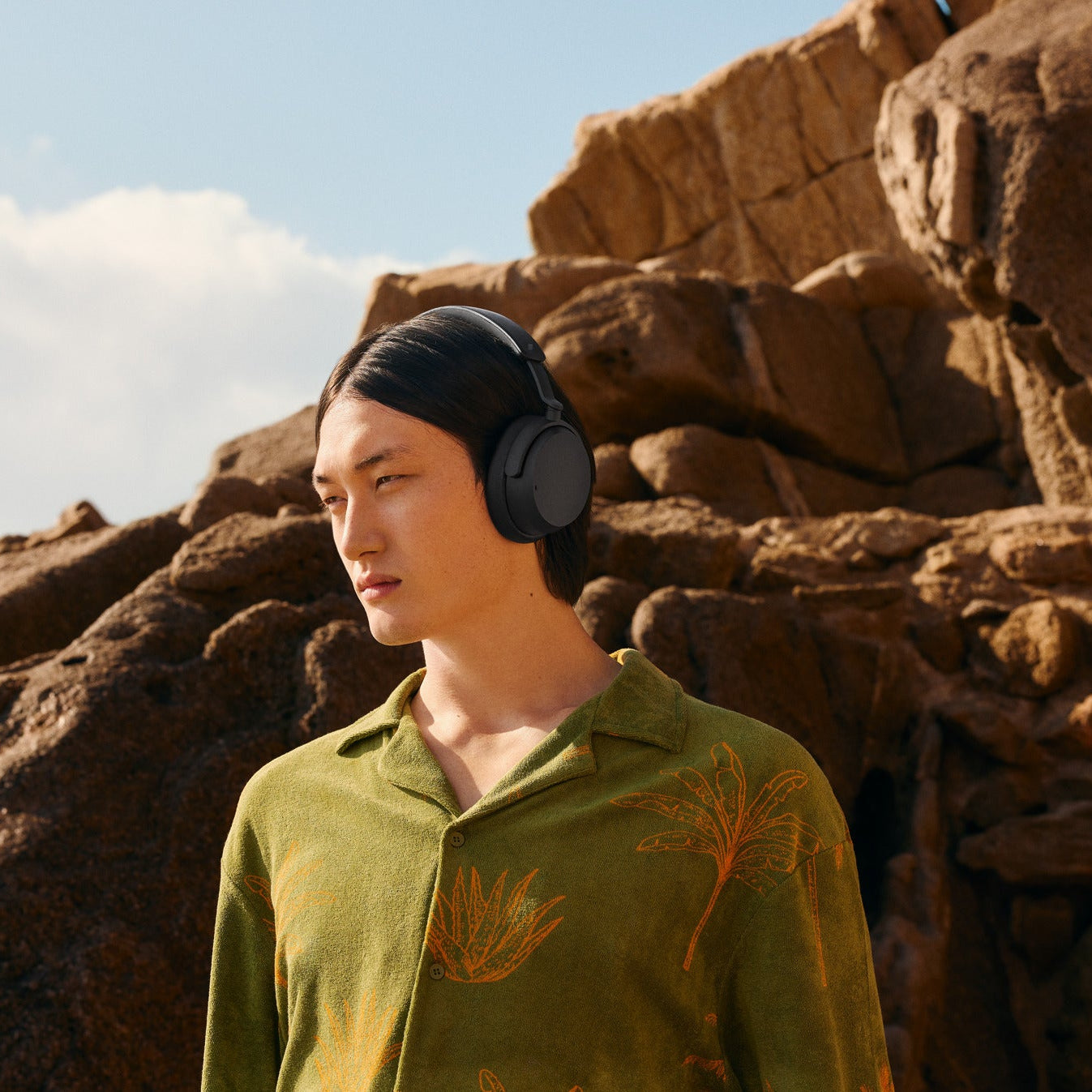 Sennheiser Accentum Wireless headphones