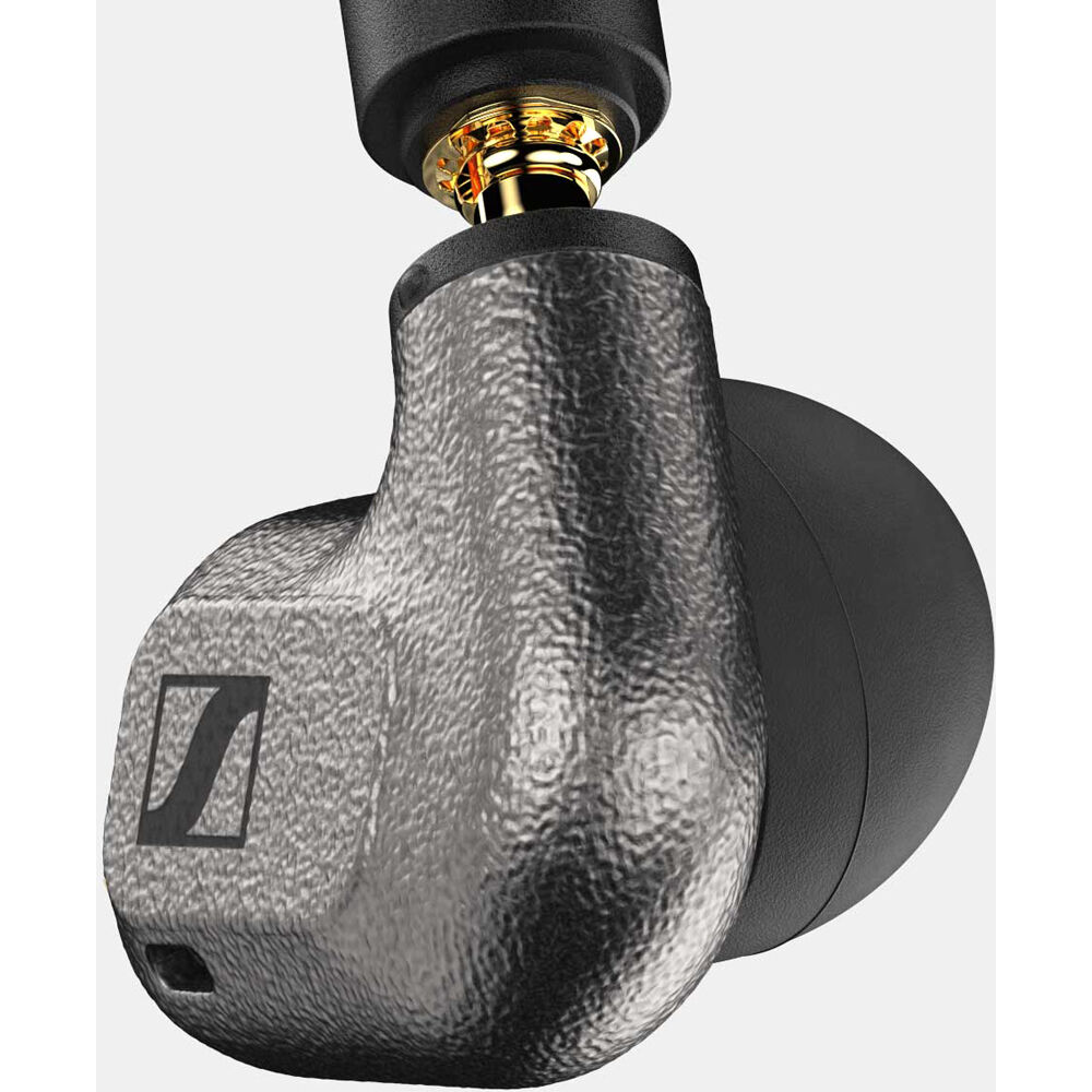 Sennheiser IE 600 in-ear headphones, with ear tips