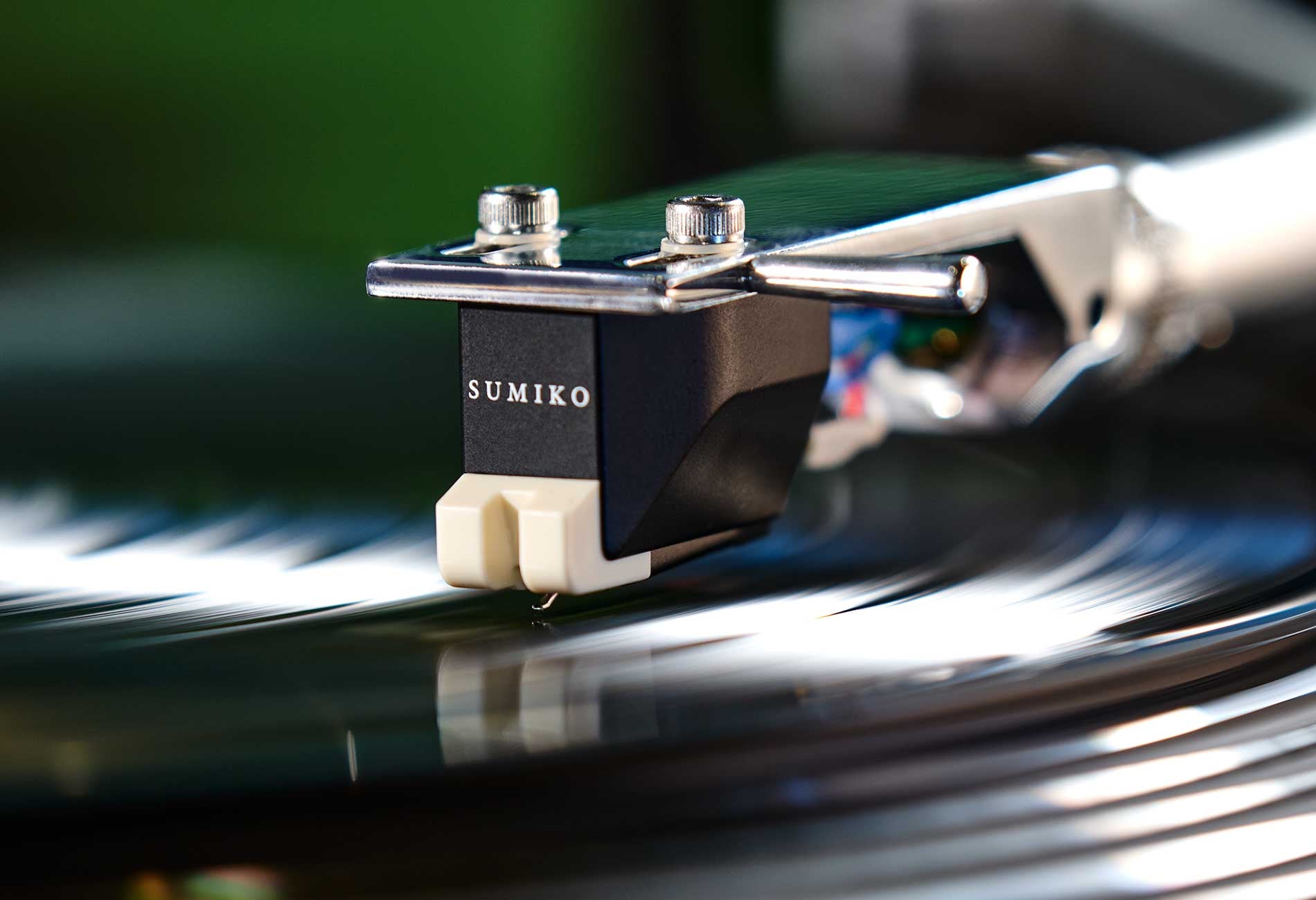Sumiko Rainier MM phono stylus installed on a Technics 1200 turntable for optimal vinyl record playback.