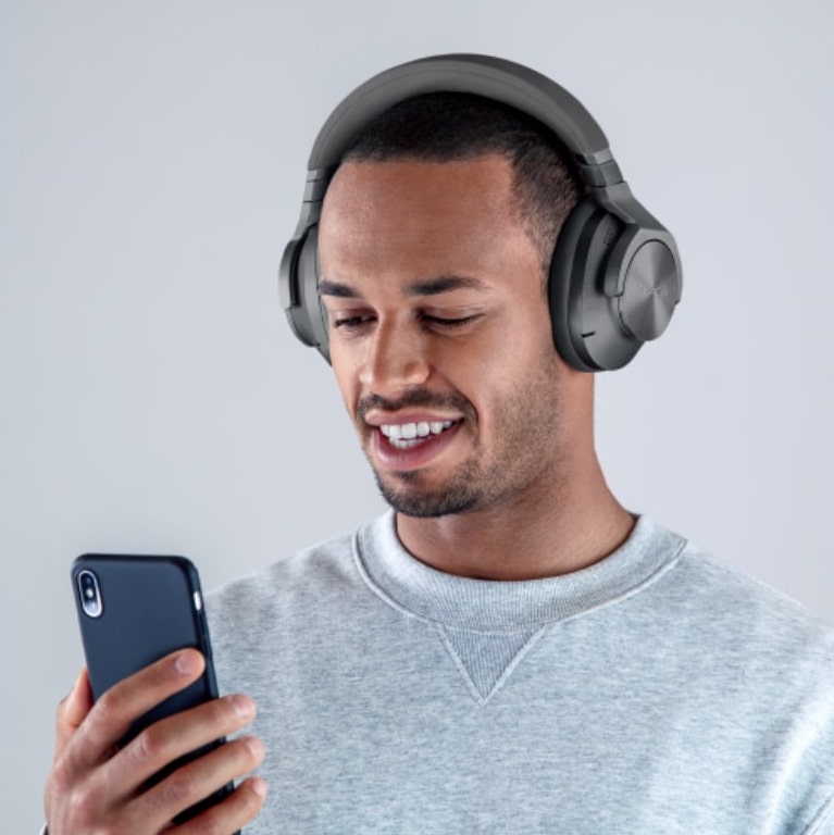 Technics EAH-A800 wireless headphones, side view in black