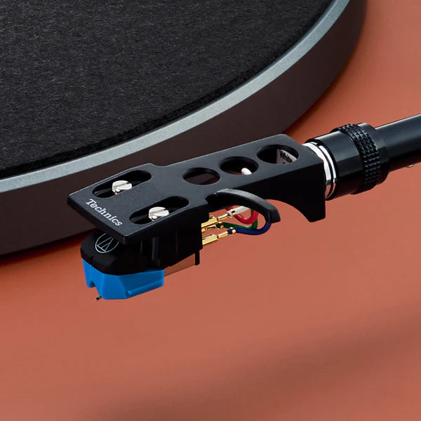 Technics SL-40CBT turntable, black view