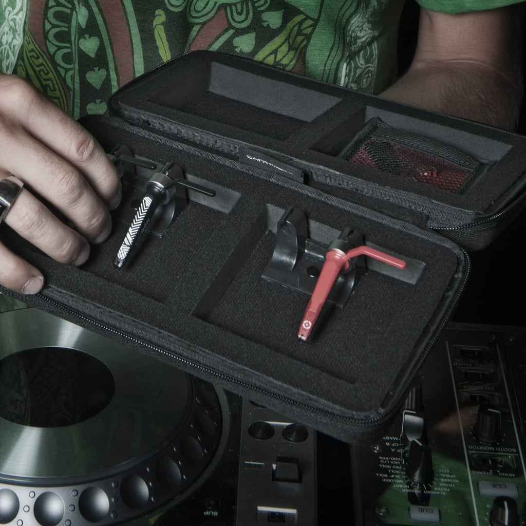 UDG Creator Cartridge Hardcase (U8420BL) cartridge accessories, back