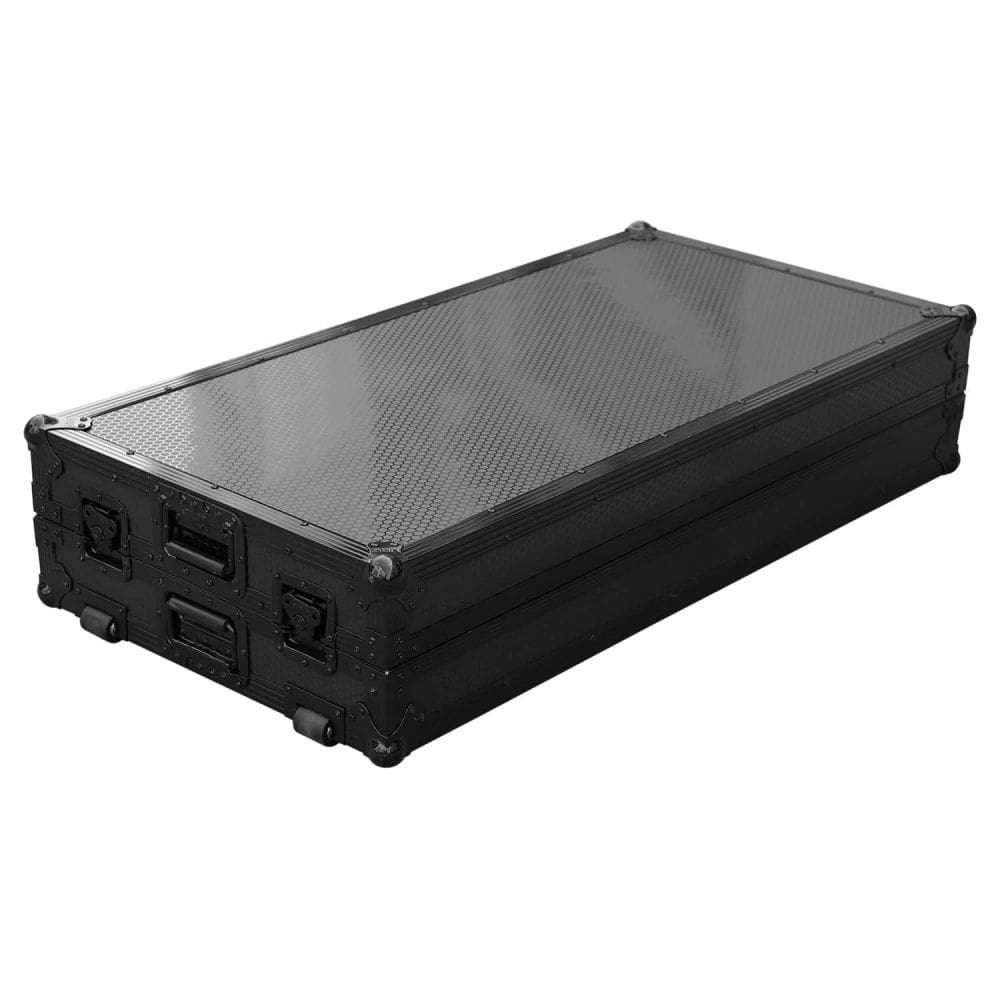 UDG Ultimate Flight Case Portable Z-Style DJ Table Black Plus (Wheels) DJ table flight case, handle detail