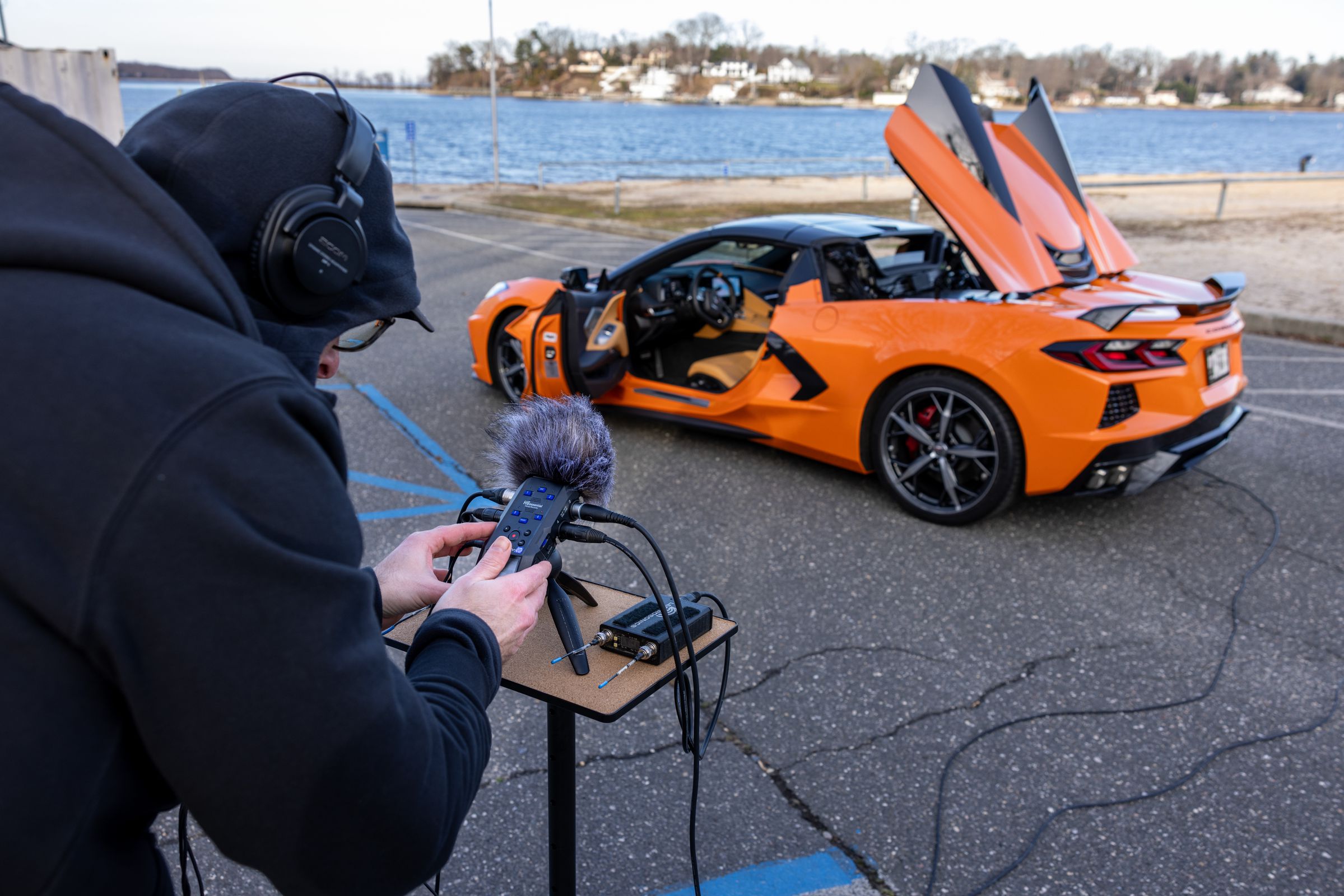 Zoom H6essential digital recorder, in use