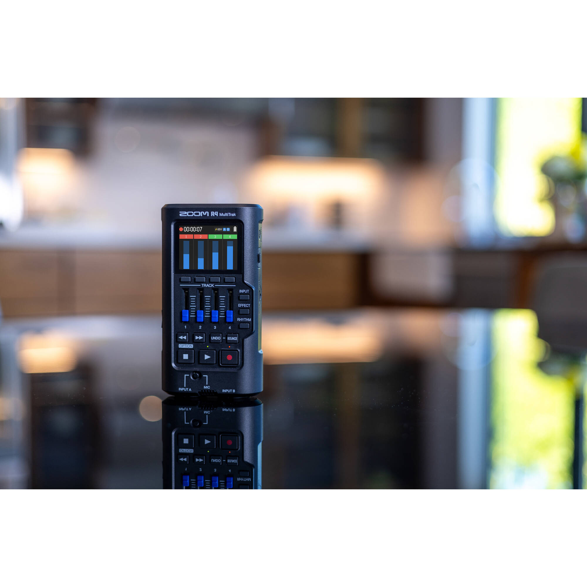 Zoom R4 MultiTrak digital recorder
