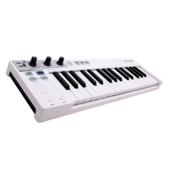 keyboard yamaha tyros 5